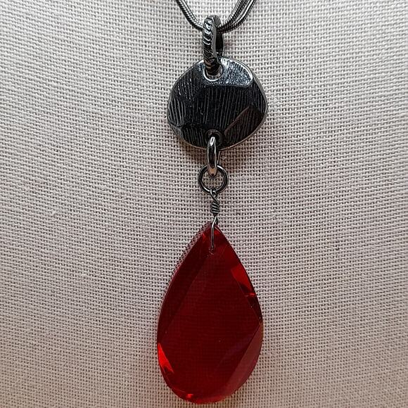 Chico's Red Glass Pendant Necklace, Snake Chains, Gunmetal Gray, 20" - Picture 2 of 11